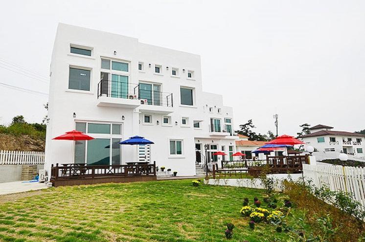 יאוסו Sunmoon Pension מראה חיצוני תמונה